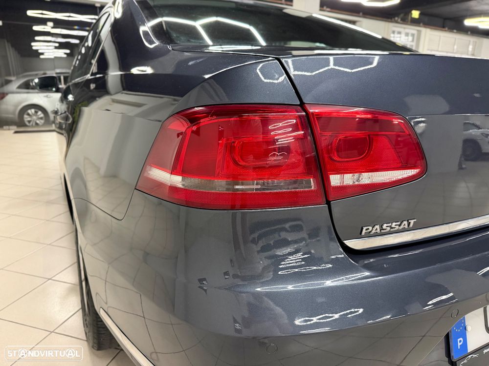 VW Passat 1.6 TDI Confortline - 9