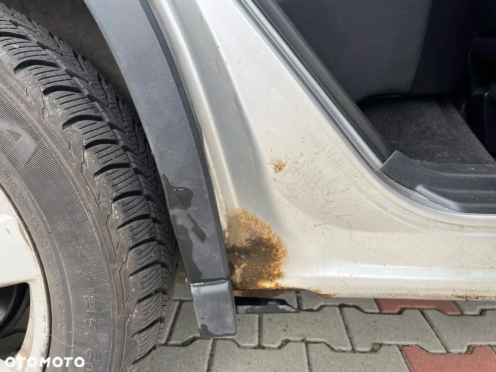 Nissan X-Trail 2.0 dCi LE - 11