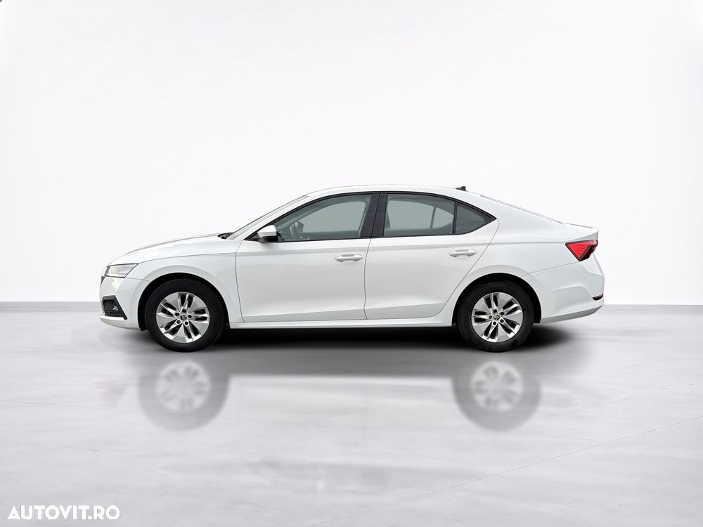 Skoda Octavia 2021 photo 3