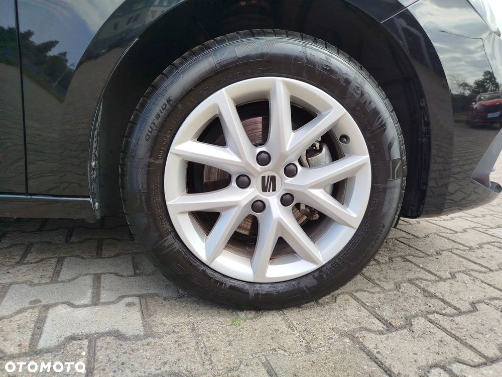 Seat Leon 1.5 eTSI Style DSG - 5