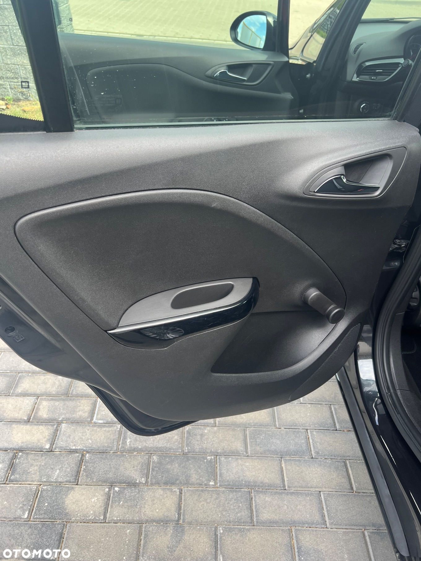 Opel Corsa 1.4 16V Cosmo - 25