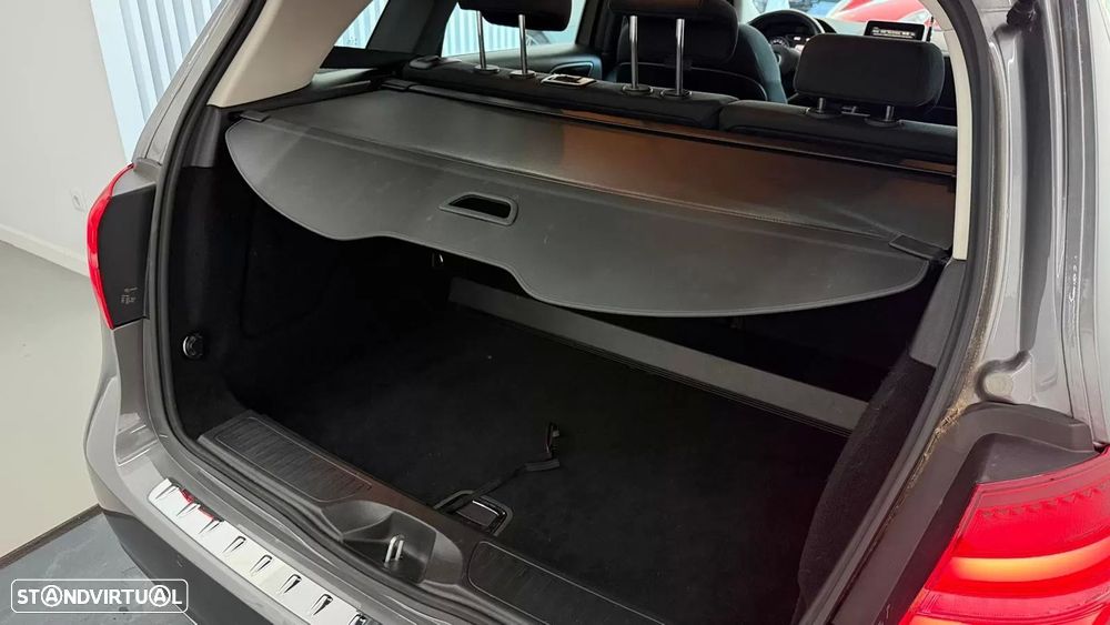 Mercedes-Benz B 180 - 10