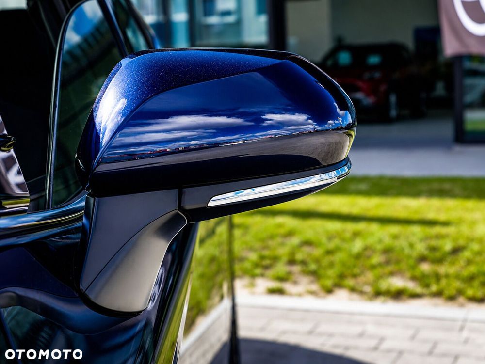 Toyota Camry - 10