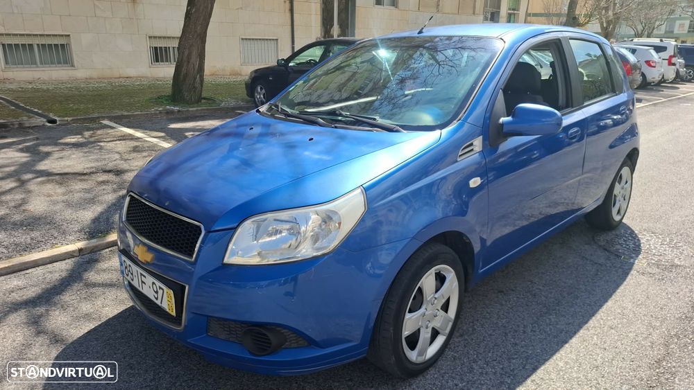 Chevrolet Aveo ver-1-2-16v-confort - 3