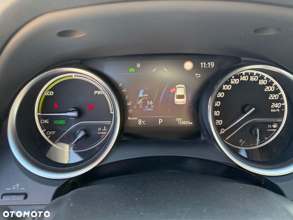 Toyota Camry 2.5 Hybrid Comfort CVT - 22