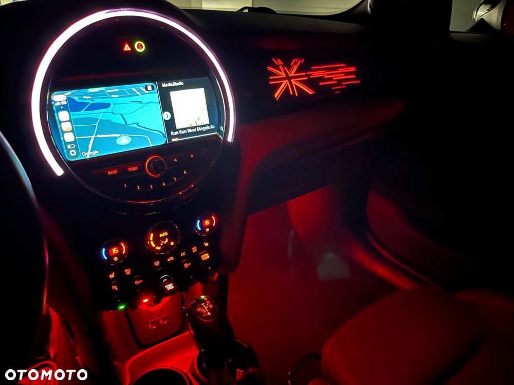 MINI Cooper S Sport-Aut - 24