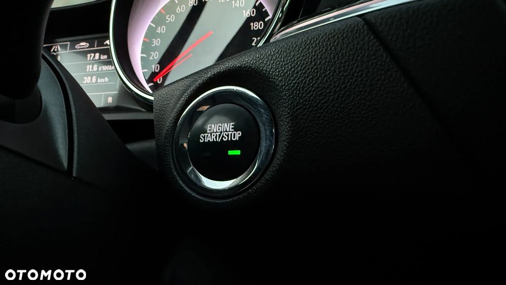Opel Insignia - 27