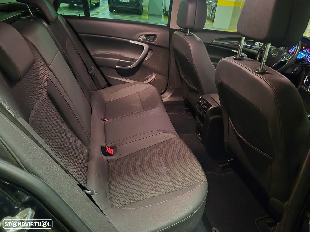 Opel Insignia Sports Tourer 1.6 ECOTEC Exclusive - 34