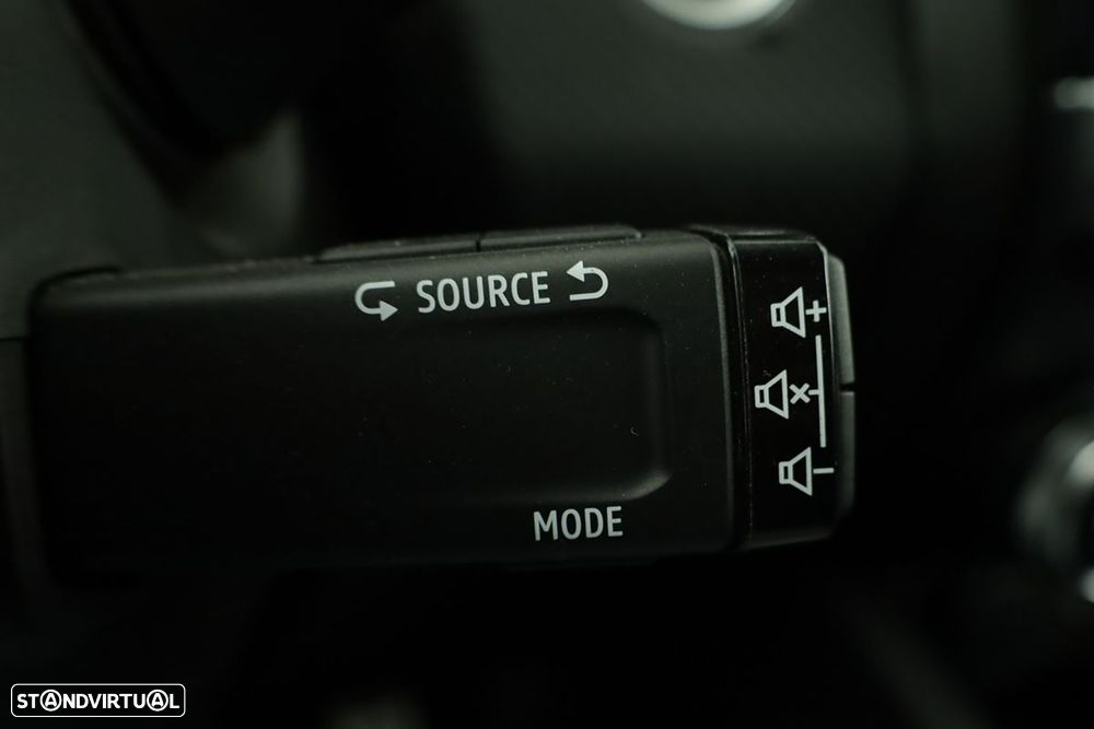 Renault Clio 1.0 TCe RS Line - 19