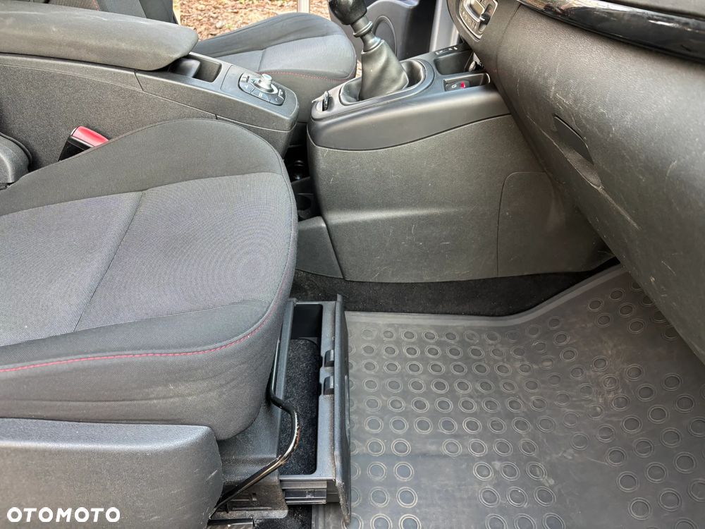 Renault Scenic 1.4 16V TCE TomTom Edition - 20