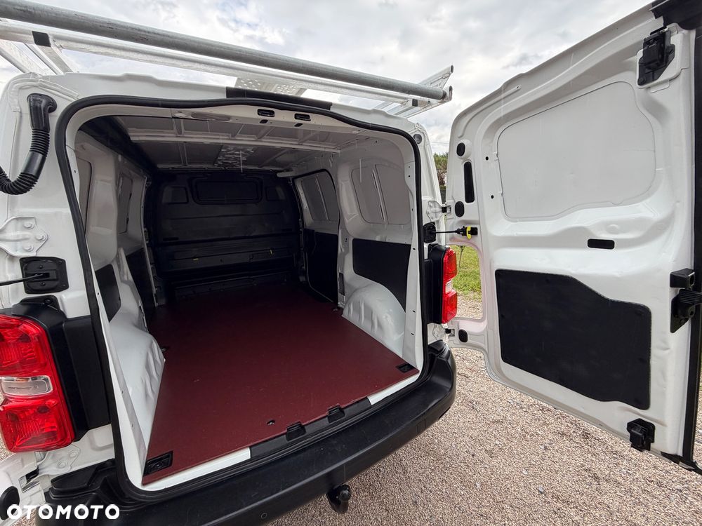 Opel Vivaro - 31