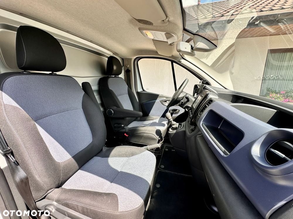 Opel VIVARO L2H1 / - 25