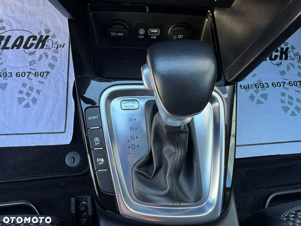 Kia Ceed - 16
