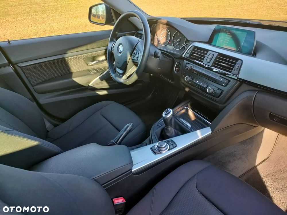 BMW 3GT 318d - 14