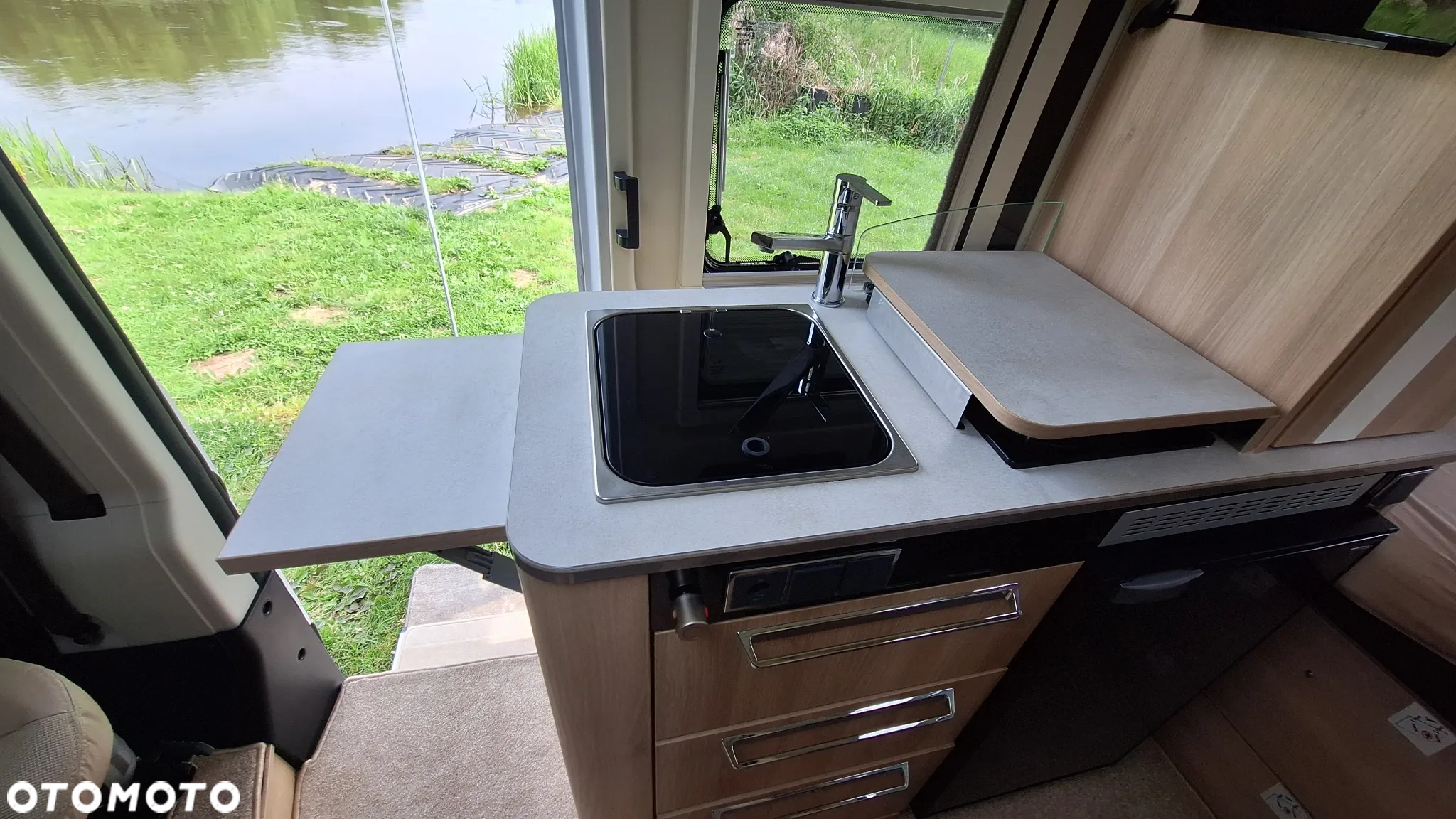 KNAUS CAMPEREVE MAGELLAN - 22
