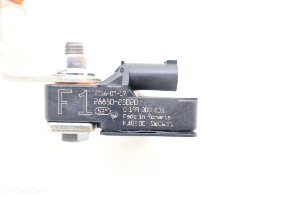 TOYOTA RAV4 V KLEMA BEZPIECZNIK AKUMULATORA 28850-25020, 82165-42120 - 5