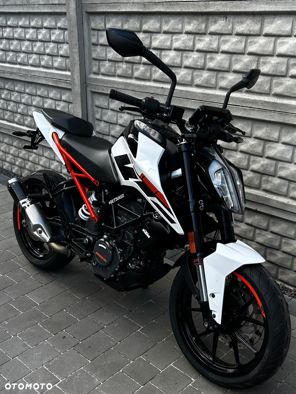 KTM Duke