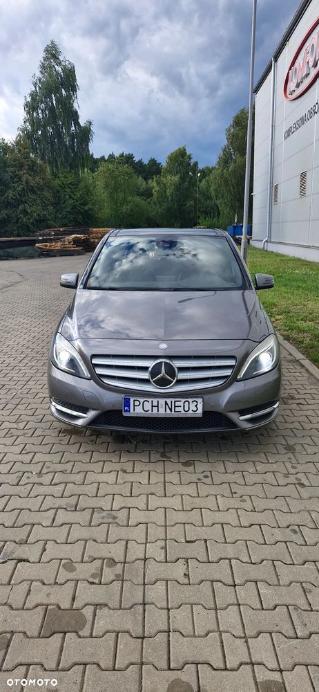 Mercedes-Benz B-Class 2011 photo 5