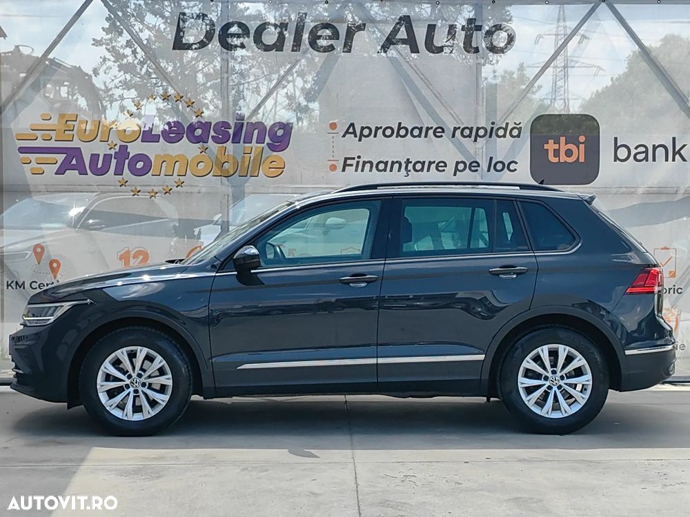 Volkswagen Tiguan - 11