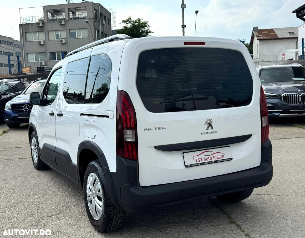 Peugeot Rifter - 6