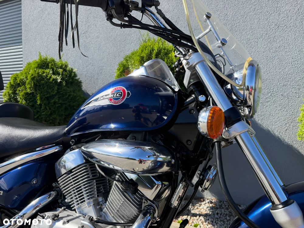 Suzuki Intruder - 15