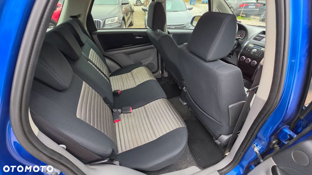 Suzuki SX4 1.6 GS / Premium 4WD - 8
