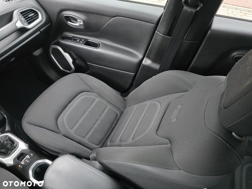 Jeep Renegade 1.4 MultiAir Limited - 19