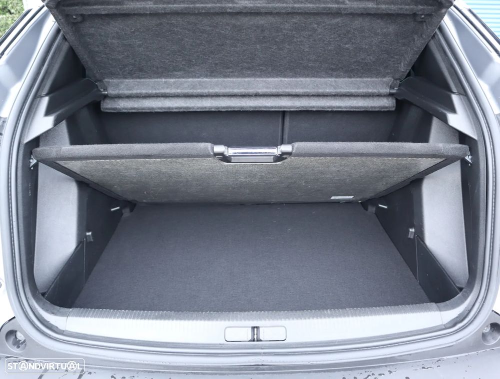 Peugeot 2008 1.2 PureTech Allure - 50