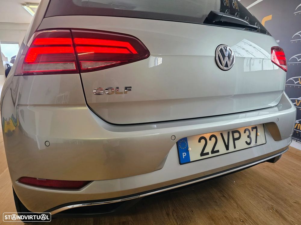 VW Golf 1.6 TDI Confortline - 15