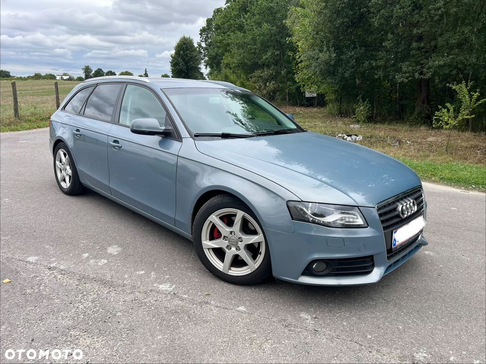 Audi A4 Avant - 1