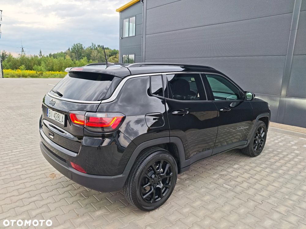Jeep Compass - 8