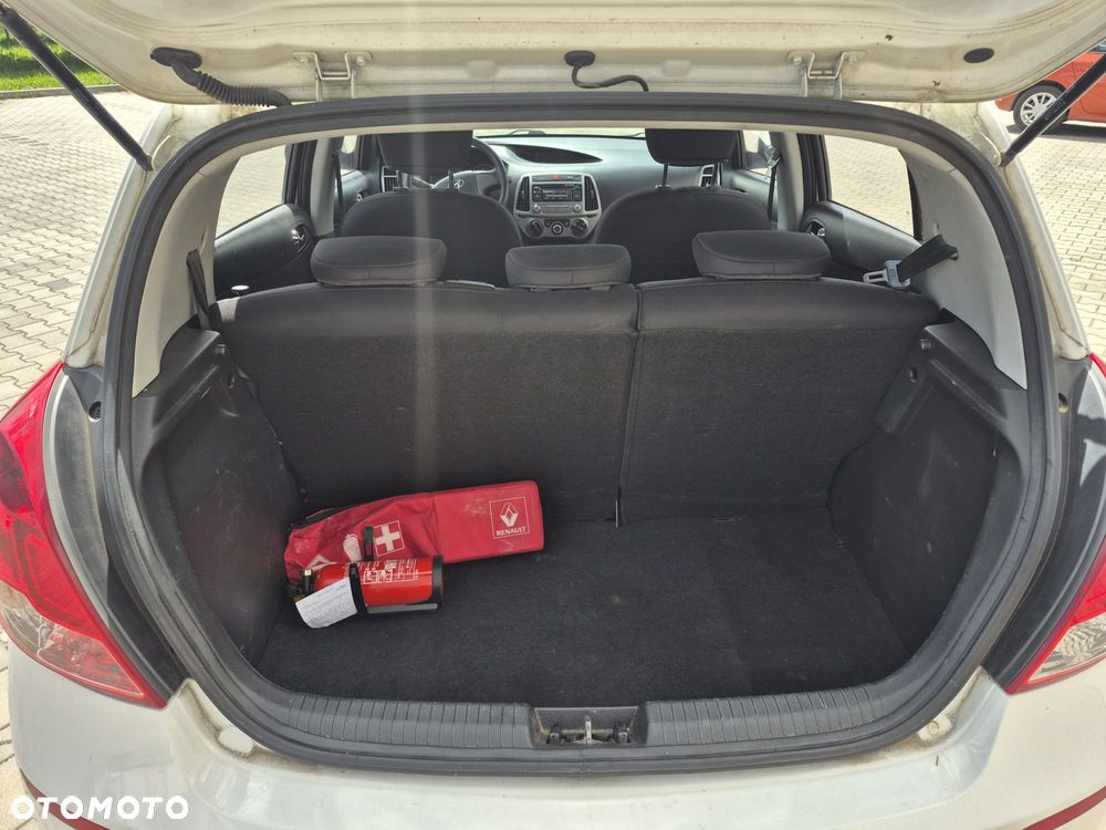 Hyundai i20 1.25 Classic + - 10
