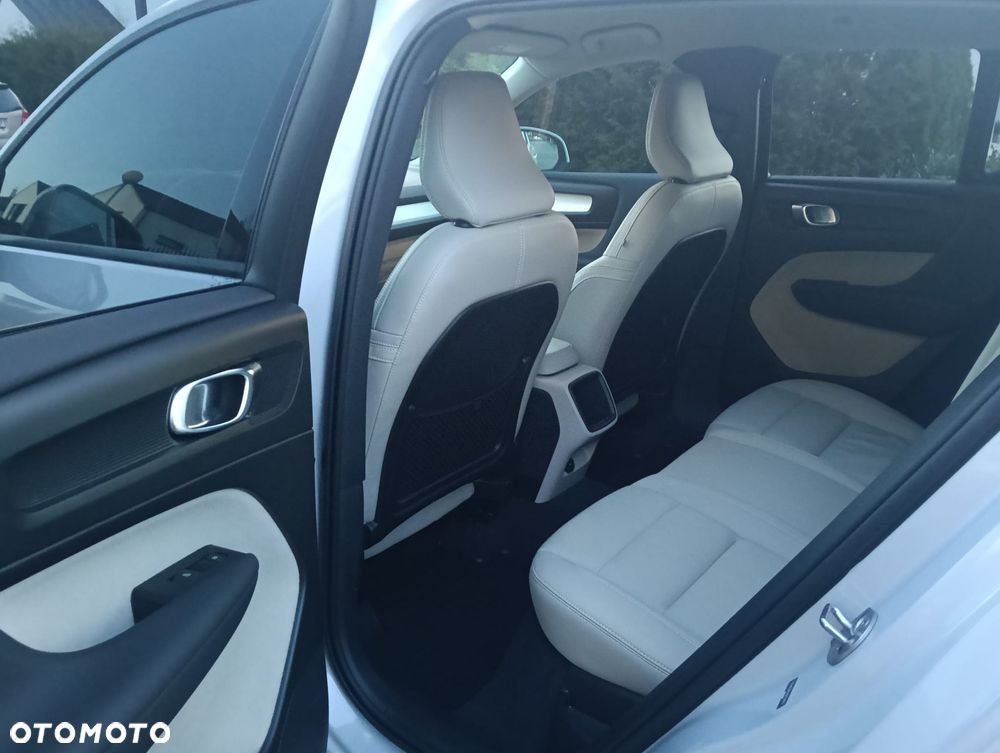 Volvo XC 40 T5 AWD Geartronic Momentum - 15