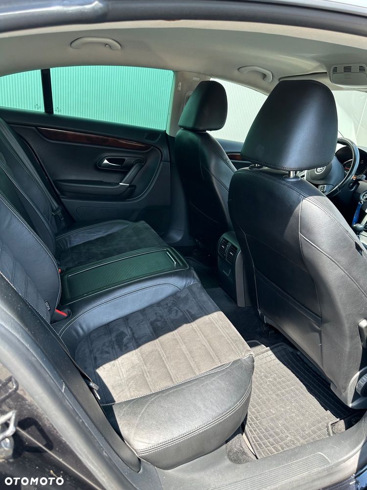 Volkswagen Passat CC - 8