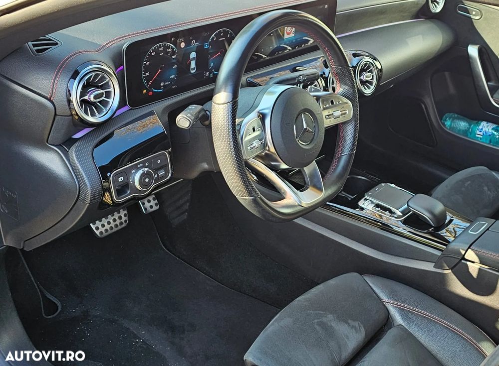 Mercedes-Benz CLA 220 - 8