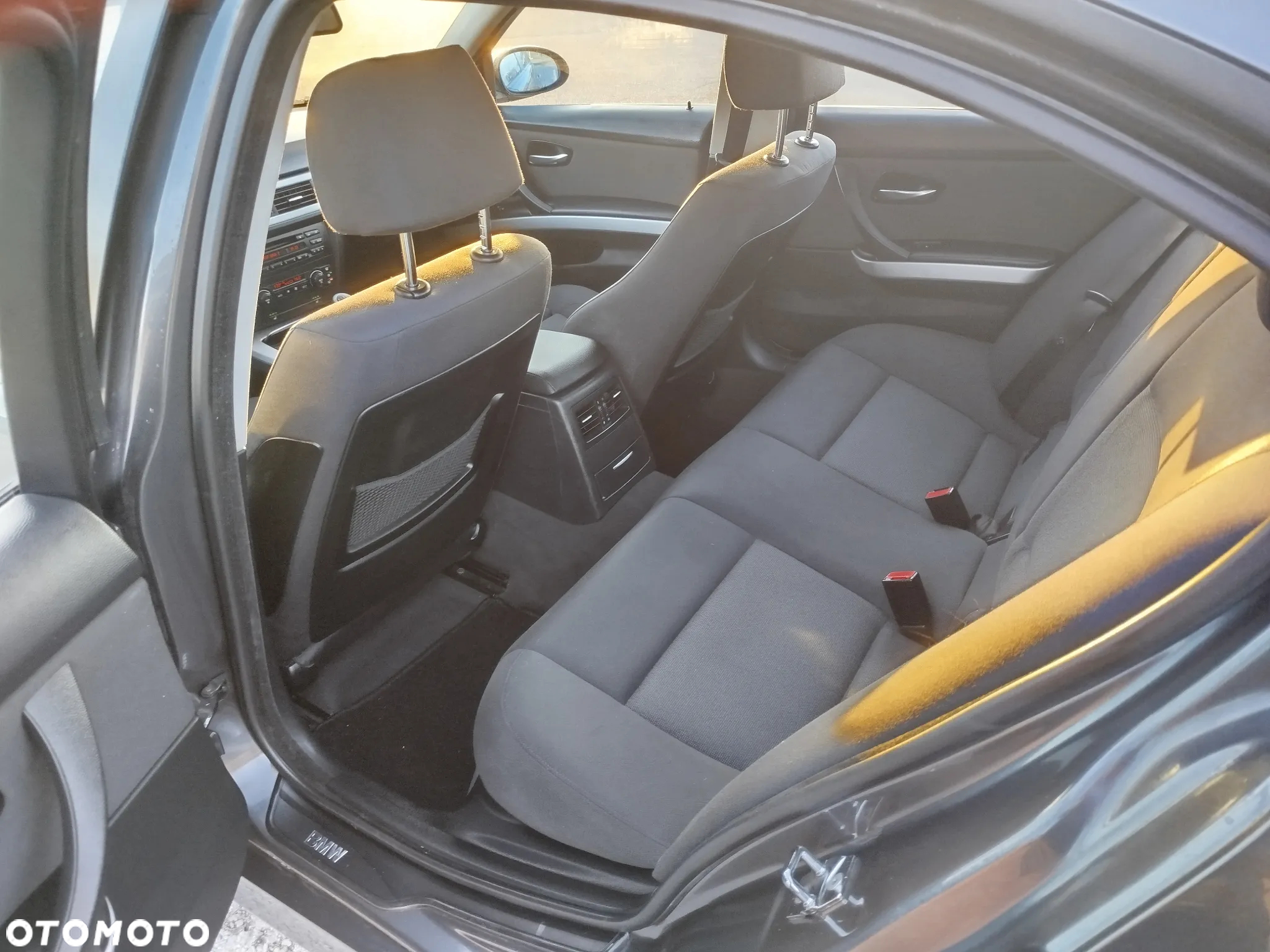 BMW Seria 3 320i - 10