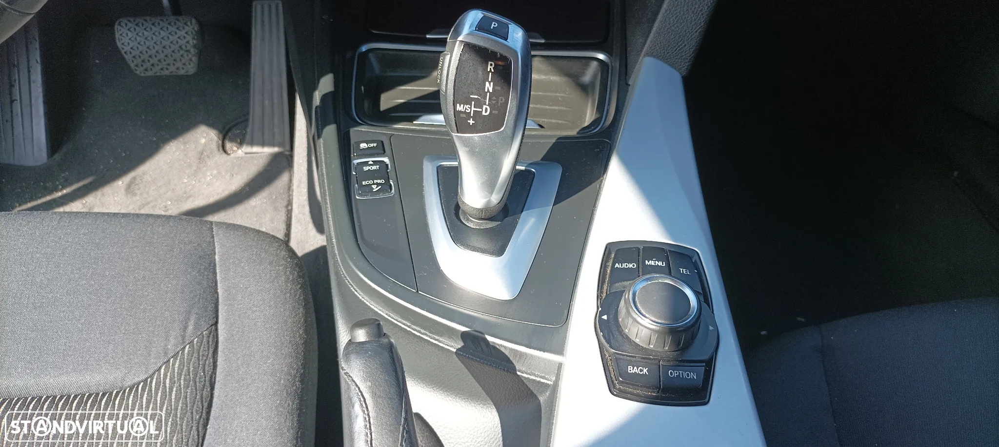BMW 318 d Auto Line Sport - 11