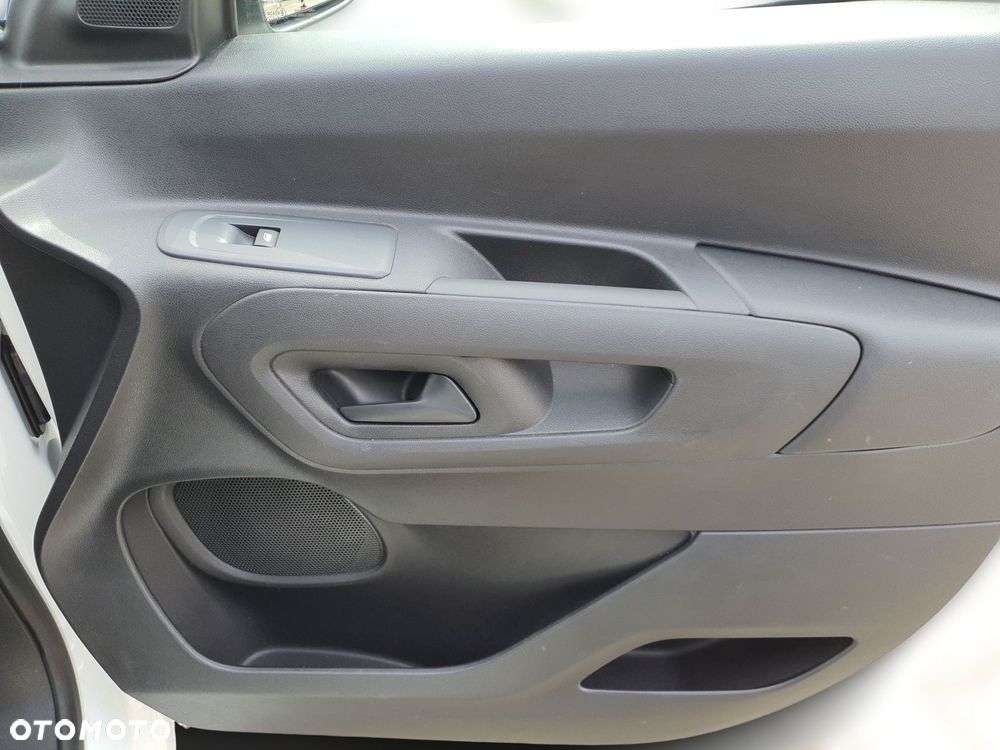 Toyota proace-city - 28