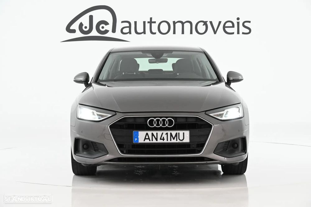 Audi A4 2022 photo 5