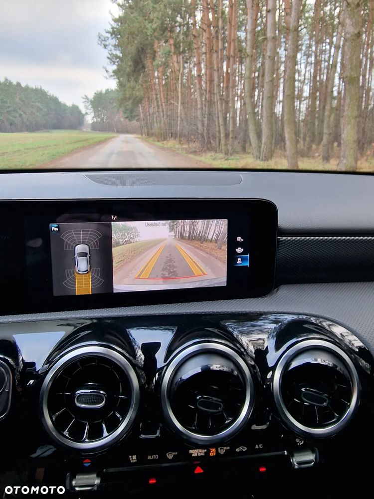 Mercedes-Benz Klasa A 180 d 8G-DCT Edition 2021 - 9