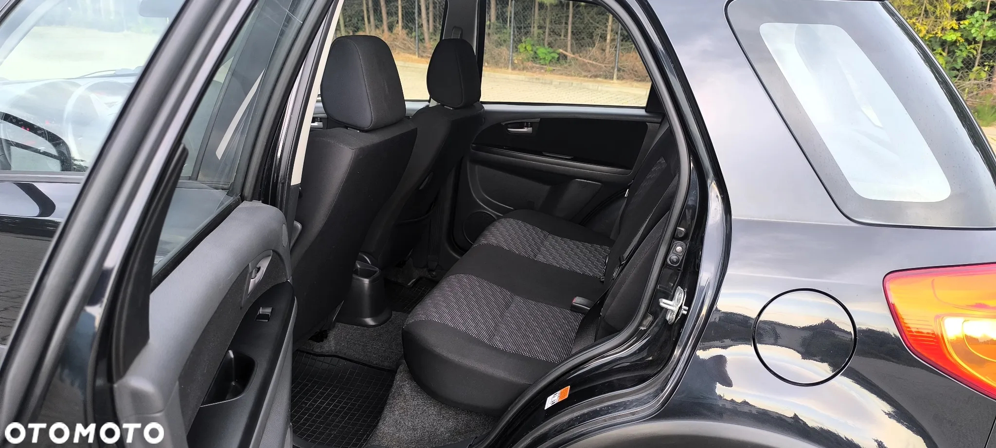 Suzuki SX4 - 23