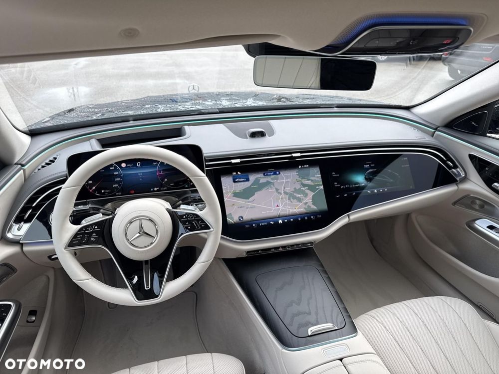 Mercedes-Benz Klasa E - 26