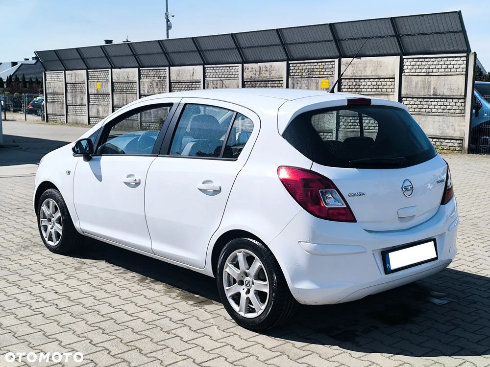 Opel Corsa 1.3 CDTI Essentia - 3