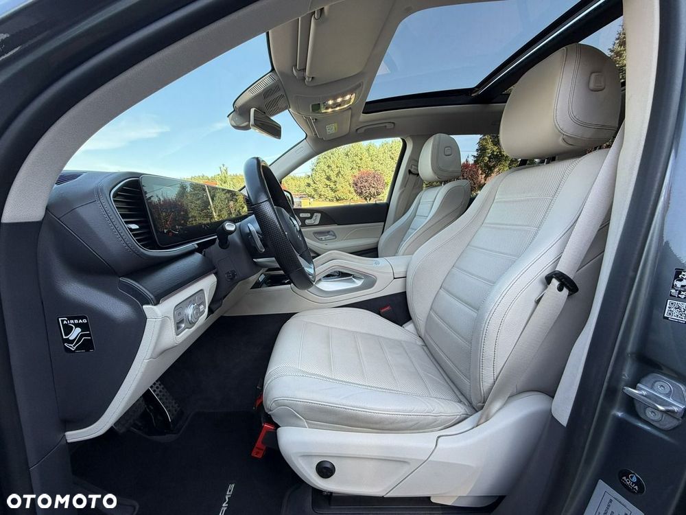 Mercedes-Benz GLS - 21