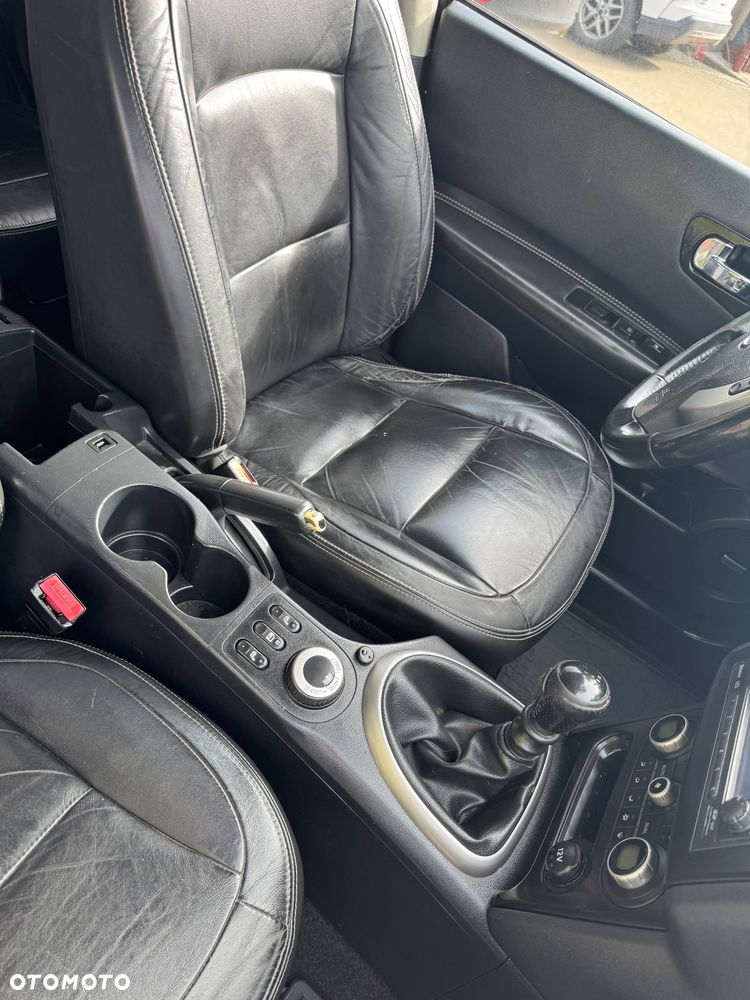 Nissan Qashqai 2.0 dCi 4x4 Tekna - 17