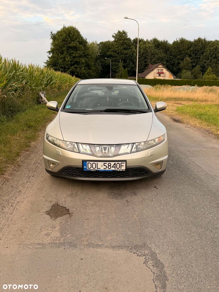 Honda Civic 1.8 Comfort - 2