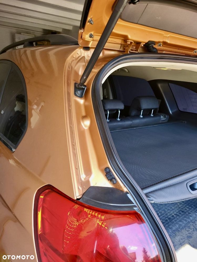 Chevrolet Captiva 2.0 2WD 5 Sitzer LS - 11