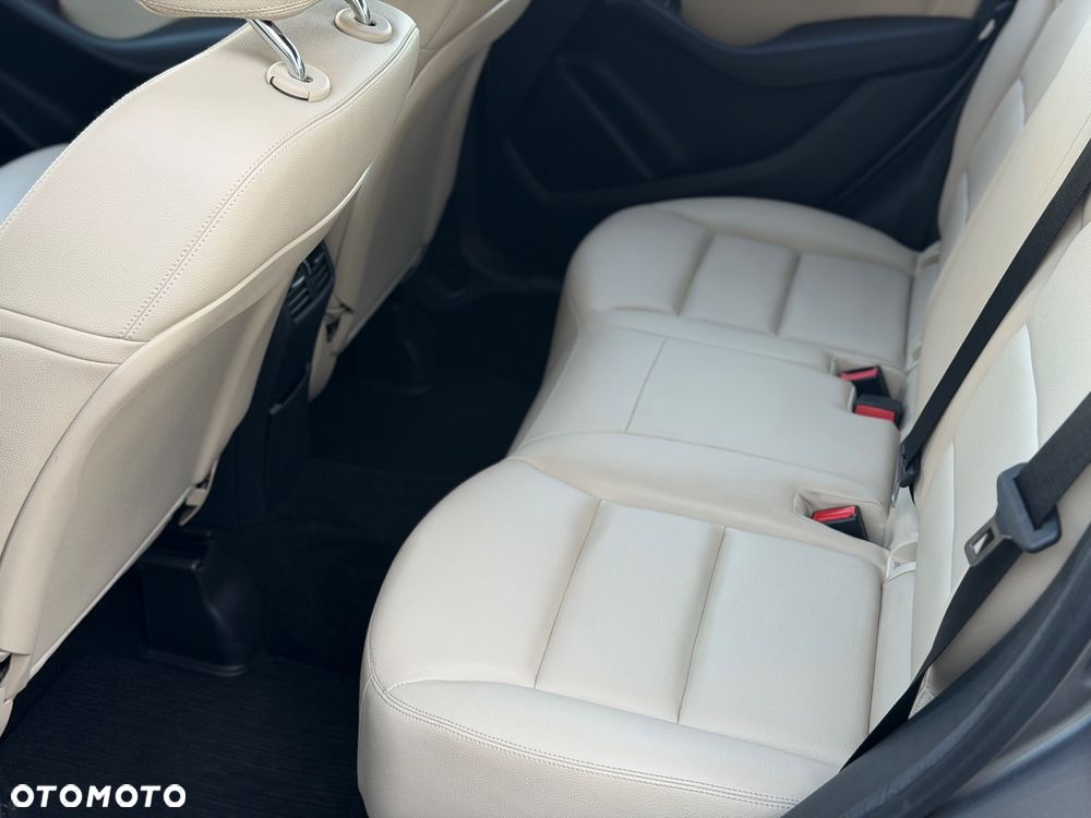 Mercedes-Benz Klasa B 180 UrbanStyle Edition - 21