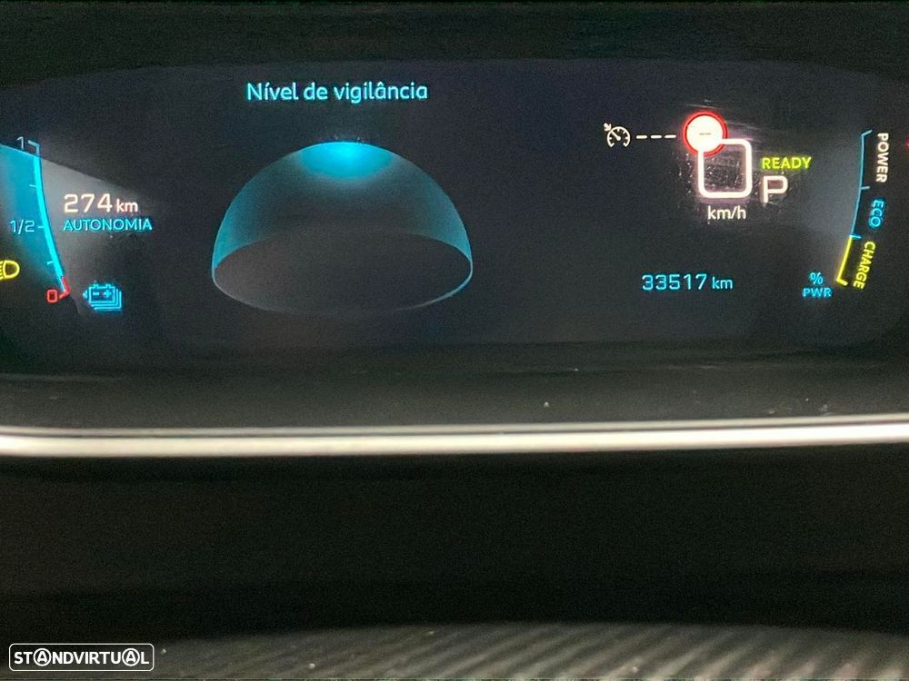 Peugeot e-2008 54 kWh Allure - 13