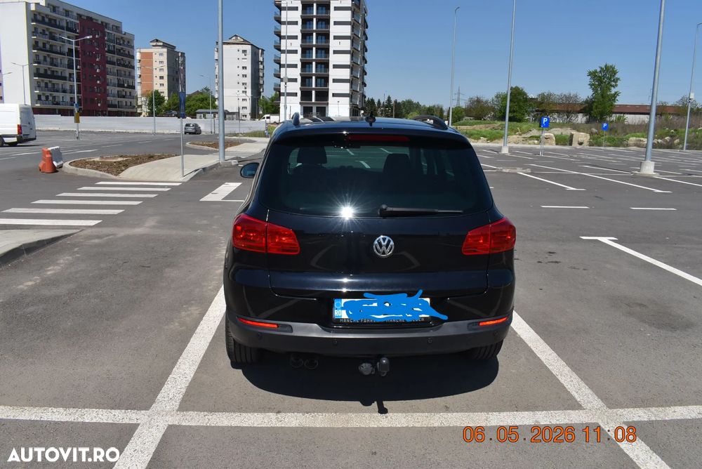 Volkswagen Tiguan 2.0 TDI DPF BlueMotion Technology Exclusive - 3